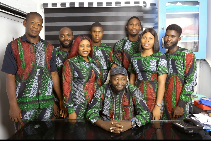 Group image 2 — site team